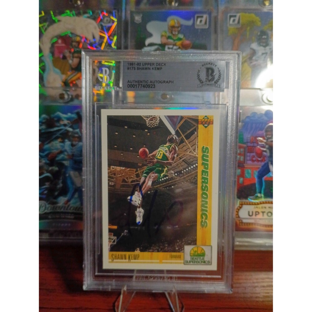 Beckett AUTO SLAB Shawn Kemp 1991-92 Upper Deck #173 Seattle SuperSonics